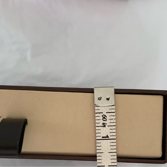 Authentic Louis Vuitton box - Picture 5 of 5